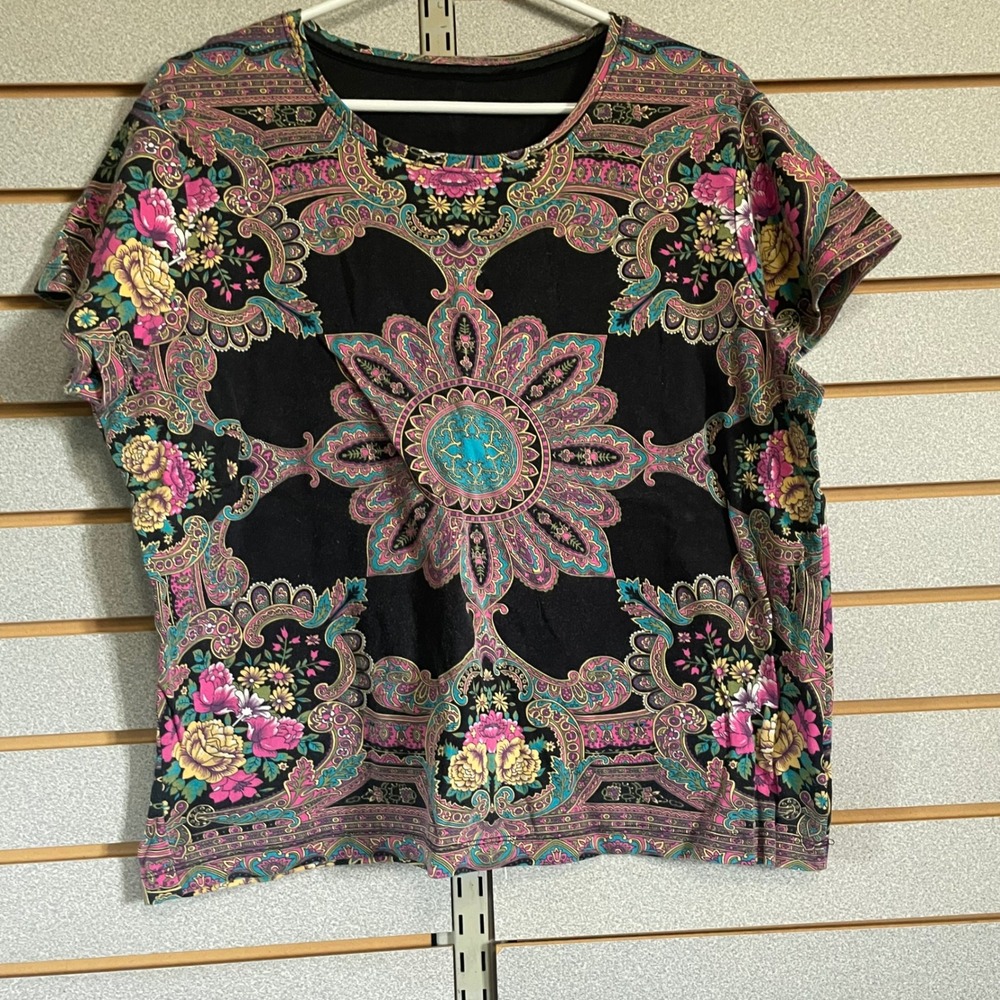 Womens Black Floral Paisley Print Short Sleeve Crew‎ Neck T-Shirt